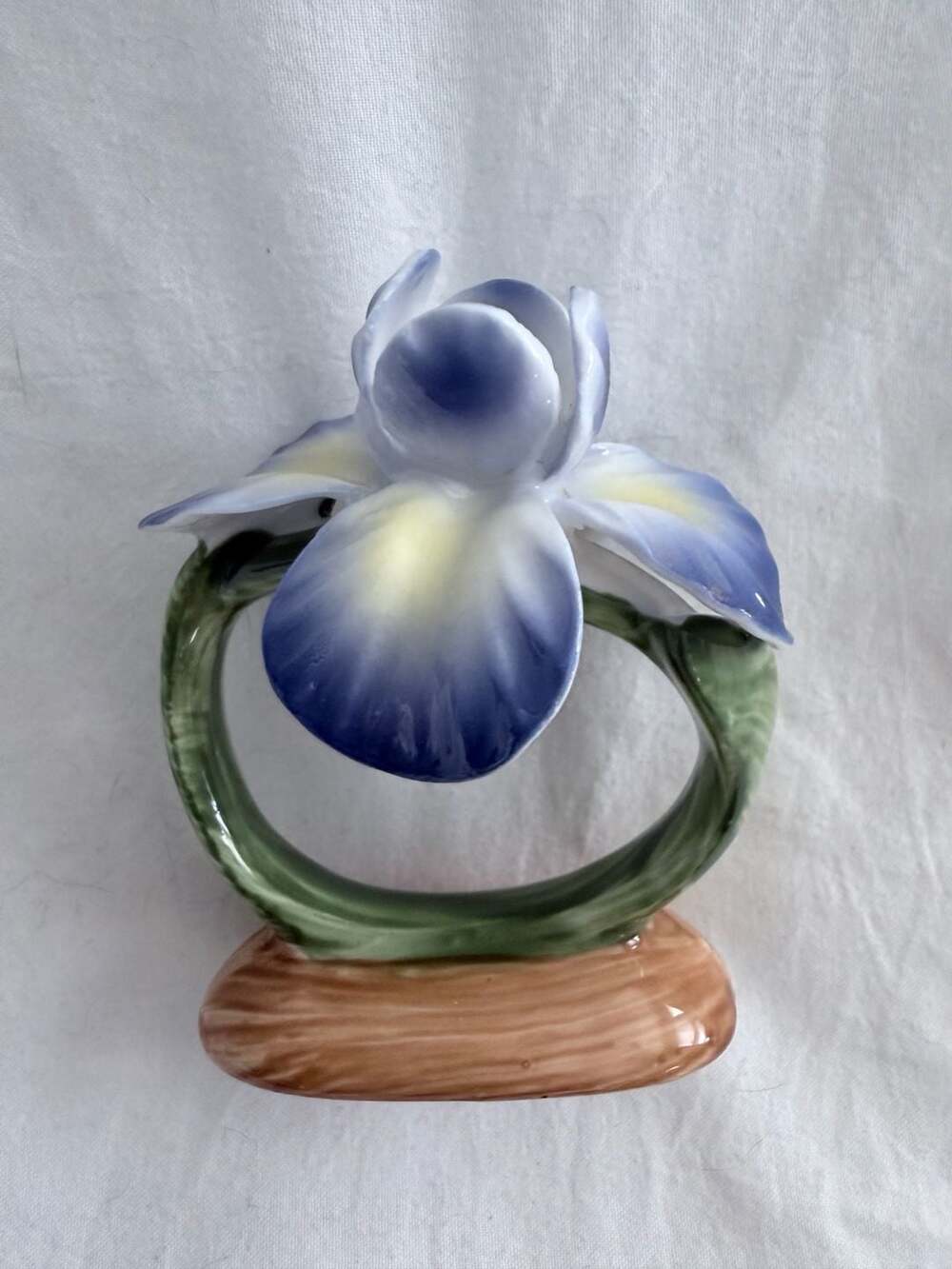 Vintage 1986 Pia Bone China Iris Floral Napkin Ring
